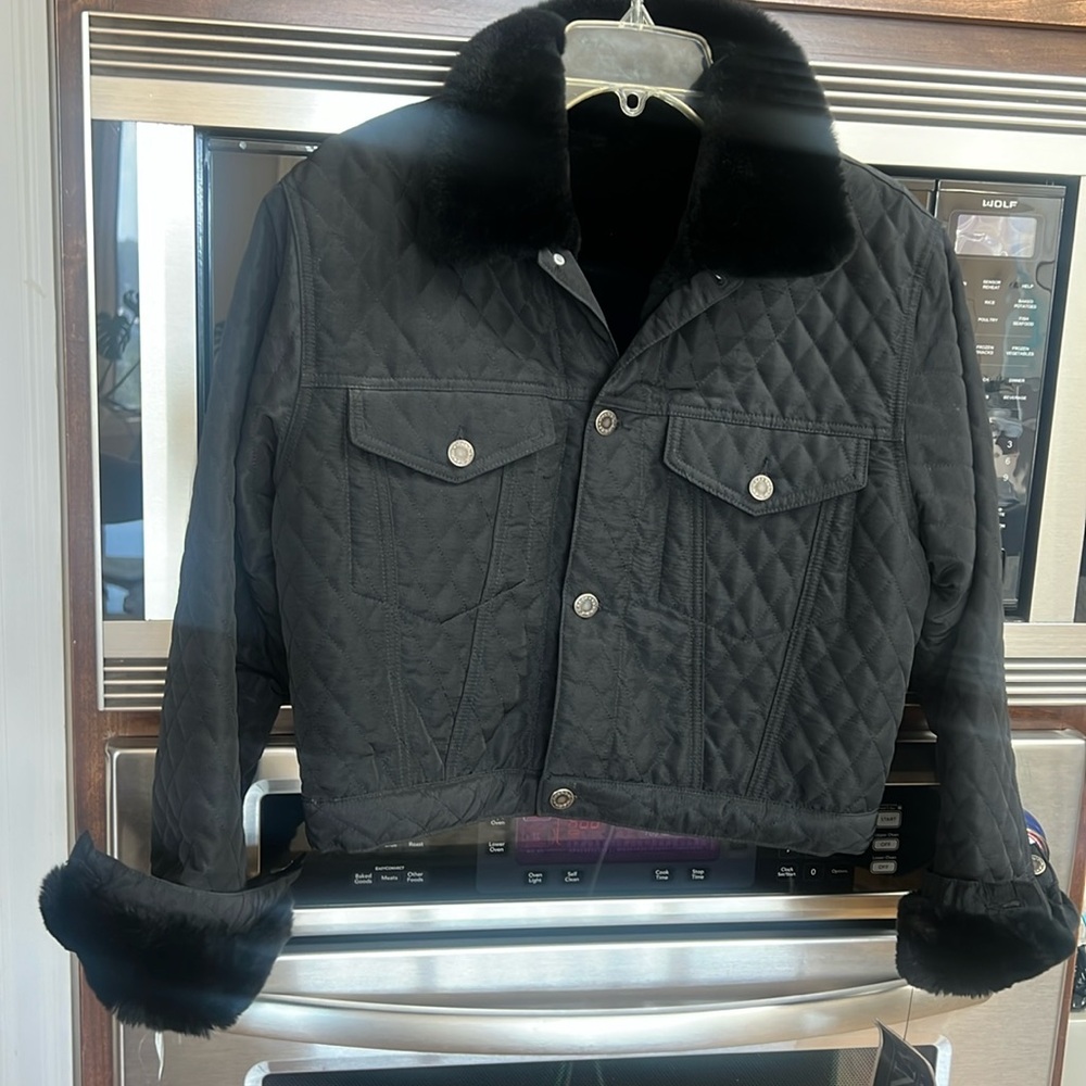 NWT NEIMAN MARCUS BLACK CROPPED QUILTED BARN JACKET FUR LINED gorgeous!